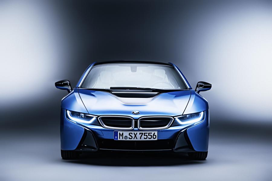  BMW i8 Pure Impulse Package 2014 года  (фото 12 из 15)